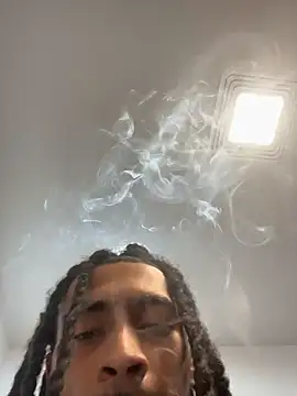 Snapshot of Mellyj053 chatting on 10, 4, 2026 Mellyj053 online show from 10, 4, 2026