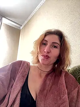 Snapshot of _Crystal_2 chatting on 13, 1, 2026 Crystal 2 online show from 13, 1, 2026