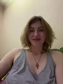 Snapshot of _Crystal_2 chatting on 17, 1, 2026 Crystal 2 online show from 17, 1, 2026