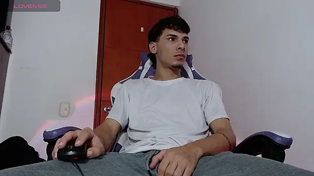 Snapshot of Yankees_xxx chatting on 15, 1, 2026 Yankees xxx online show from 15, 1, 2026