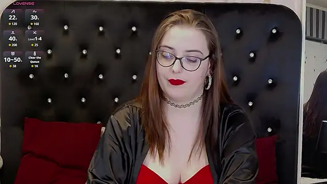 JulieAnnX online show from 7, 5, 2026
