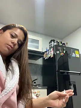 Snapshot of Pretty__Milf chatting on 14, 3, 2026 Pretty Milf online show from 14, 3, 2026