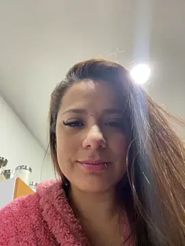 Snapshot of Pretty__Milf chatting on 20, 3, 2026 Pretty Milf online show from 20, 3, 2026