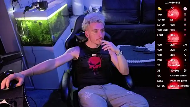 Rayzel White online show from 15, 2, 2026