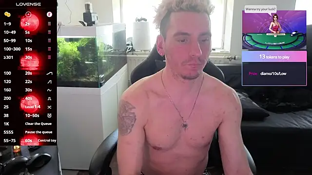 Rayzel White online show from 31, 5, 2026
