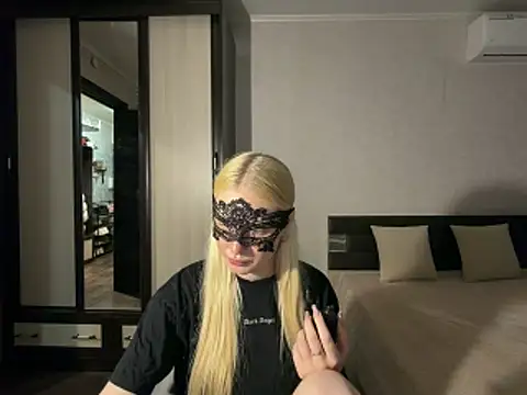 Snapshot of Polly_Skil chatting on 18, 2, 2026 Polly Skil online show from 18, 2, 2026