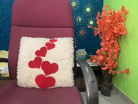 Snapshot of Brown-beauty chatting on 8, 6, 2026 Brown-beauty online show from 8, 6, 2026