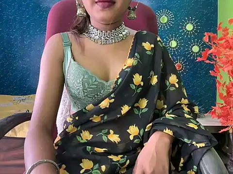 Snapshot of Brown-beauty chatting on 13, 6, 2026 Brown-beauty online show from 13, 6, 2026
