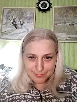 NyushaLollipop online show from 15, 2, 2026