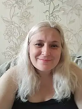 NyushaLollipop online show from 15, 7, 2026