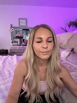 JulieSol online show from 8, 2, 2026