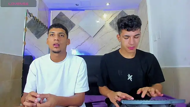 ALEX KEITH26 online show from 2, 4, 2026