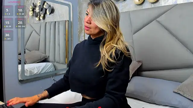 Gabby santos  online show from 25, 3, 2026