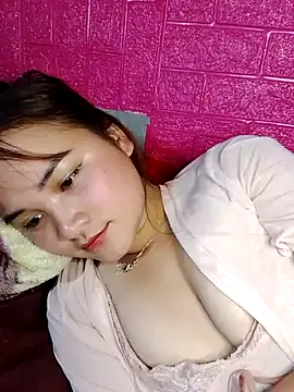 Lisakeem online show from 10, 3, 2026