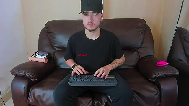 Salvattore Muller online show from 13, 4, 2026