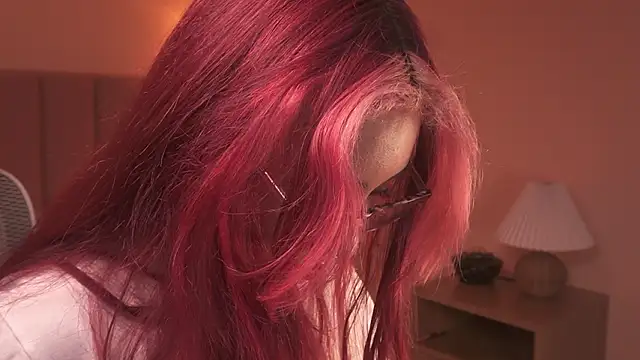 Dakota velvet  online show from 22, 3, 2026