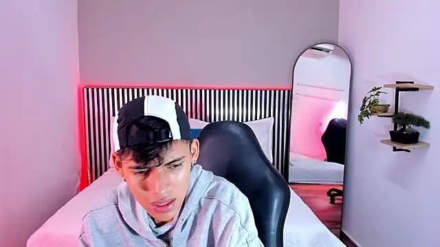 Snapshot of Astaroth_Grigori chatting on 17, 2, 2026 Astaroth Grigori online show from 17, 2, 2026