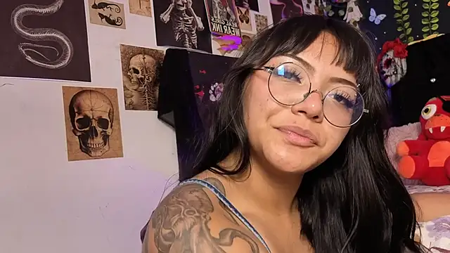 victoriia thompson online show from 28, 3, 2026