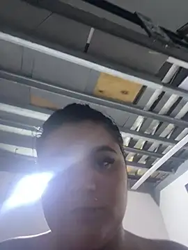 Snapshot of MorenaCariok chatting on 4, 2, 2026 MorenaCariok online show from 4, 2, 2026