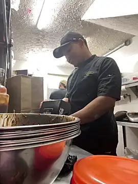 juandacaliente78 online show from 24, 4, 2026