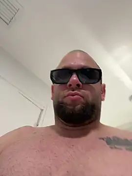 J thebeastxxx online show from 11, 2, 2026