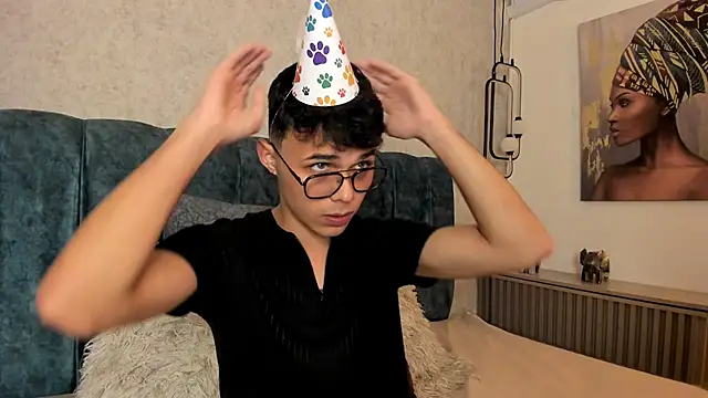 Alhan Twink online show from 2, 6, 2026