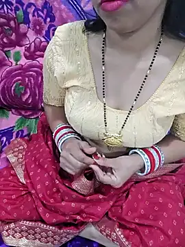 Snapshot of VikasViralStudios chatting on 19, 4, 2026 VikasViralStudios online show from 19, 4, 2026