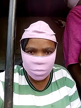 KAT AND DEE online show from 2, 2, 2026