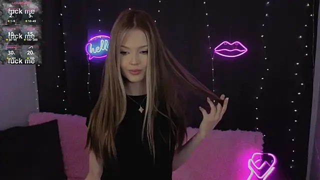 ElsaDivine online show from 2, 8, 2026