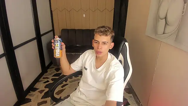 Snapshot of JuanSixx_ chatting on 14, 1, 2026 JuanSixx online show from 14, 1, 2026