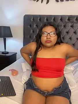 Kiri Black  online show from 18, 3, 2026