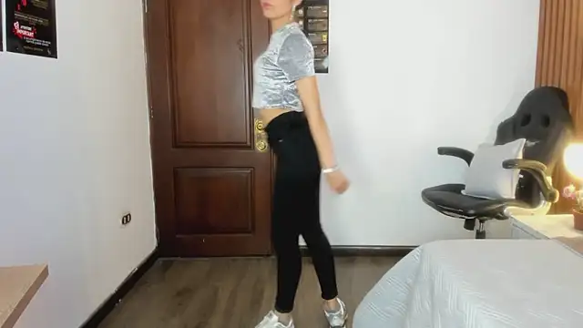 Ambarross  online show from 17, 4, 2026