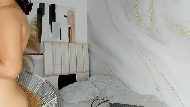 sofia laverde online show from 4, 4, 2026