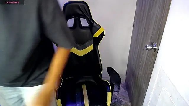 Rick oficiall online show from 8, 4, 2026