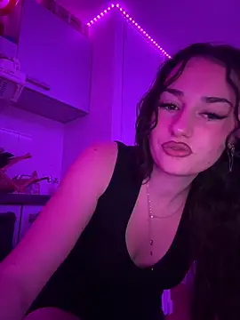 claraaaa06 online show from 9, 2, 2026