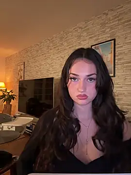 claraaaa06 online show from 20, 2, 2026