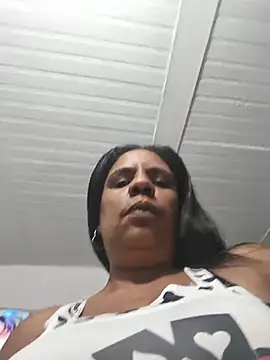 Zeyllyjhonson online show from 29, 5, 2026