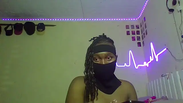 Snapshot of BZ2023 chatting on 13, 2, 2026 BZ2023 online show from 13, 2, 2026