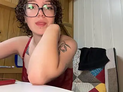 Snapshot of ju_juliette chatting on 24, 5, 2026 ju juliette online show from 24, 5, 2026