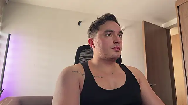 Robyn Rocki online show from 5, 2, 2026