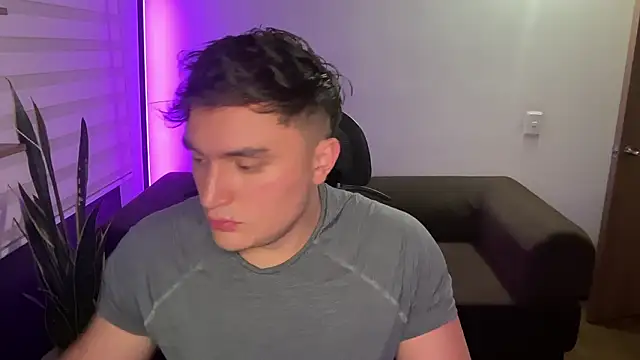 Robyn Rocki online show from 12, 2, 2026