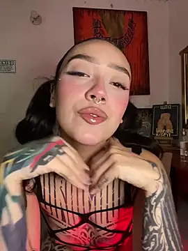 Snapshot of PUFF_BUNNY chatting on 27, 2, 2026 PUFF BUNNY online show from 27, 2, 2026