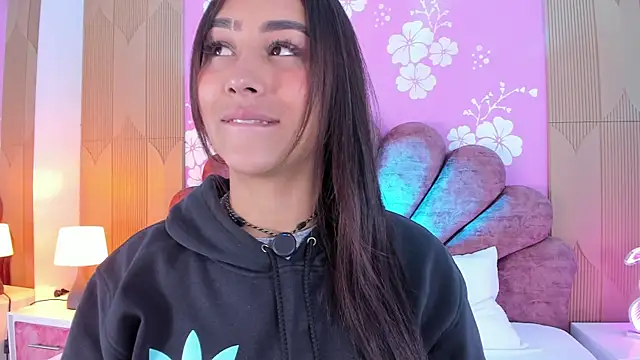 MadisonFox1 online show from 10, 2, 2026