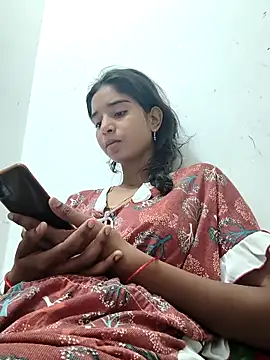 Cute-Natashaa online show from 8, 4, 2026