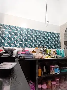 Hot-Tinaa online show from 10, 3, 2026