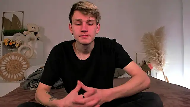 Volan Starts online show from 22, 2, 2026