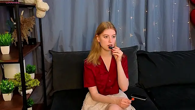 LanaRoxxy online show from 20, 2, 2026