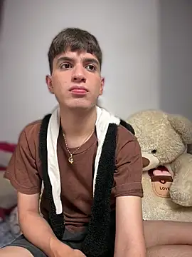 Naim TheKing online show from 9, 3, 2026