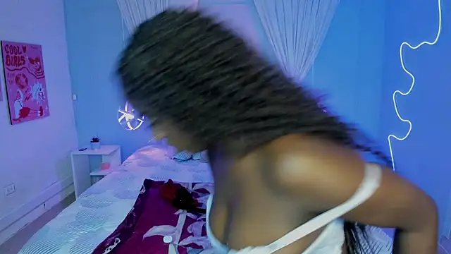 Snapshot of naomi_campell chatting on 5, 2, 2026 naomi campell online show from 5, 2, 2026