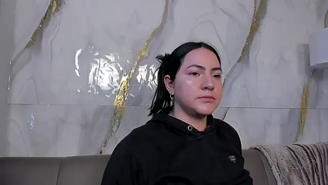 JeniferPowell nm online show from 14, 4, 2026